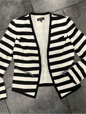 Nine West Black and White Striped Open-Front Blazer